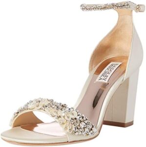 Badgley Mischka Women’s Finesse Heeled Sandal