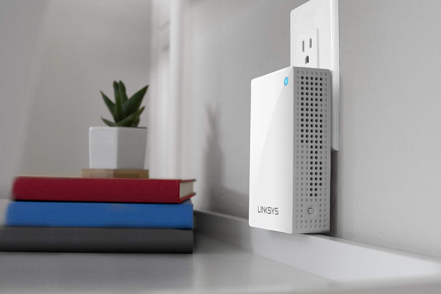 Linksys WHW0101P Velop Mesh WiFi Extender: Wall Plug-in, Wireless Range and Speed Booster for Velop Mesh Wi-Fi System, Single Outlet (White) - Image 4