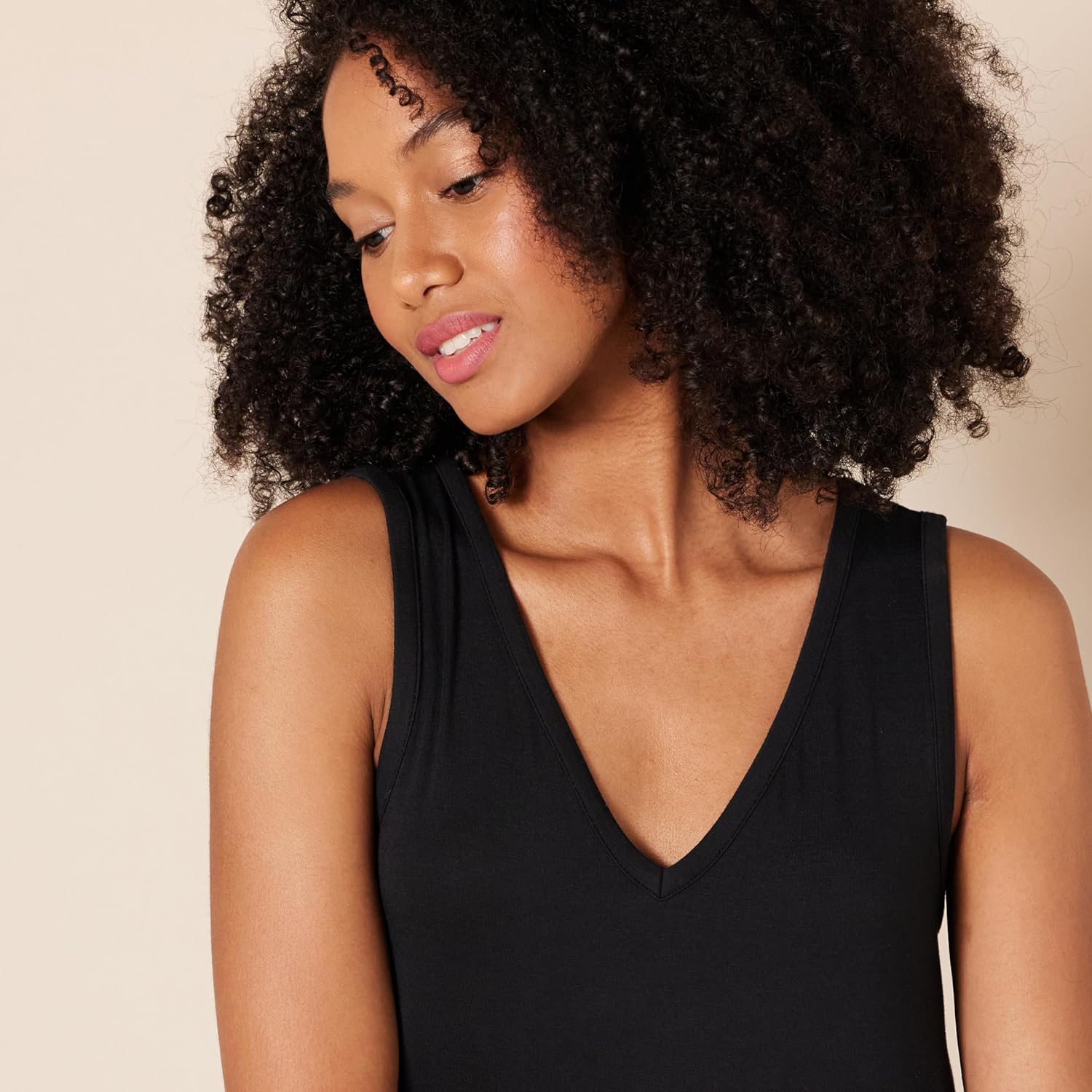 Amazon Essentials Women's Side-Slit Jersey V-Neck Maxi Length Dress - Image 3