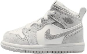Nike Boys' Jordan 1 Mid SE Shoes