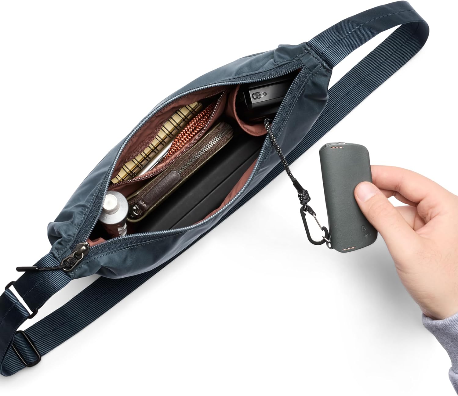 Bellroy Laneway Crescent Bag (everyday 2.5 liter mini crossbody bag with plenty of pockets and adjustable strap)' - BlueSteel - Image 3
