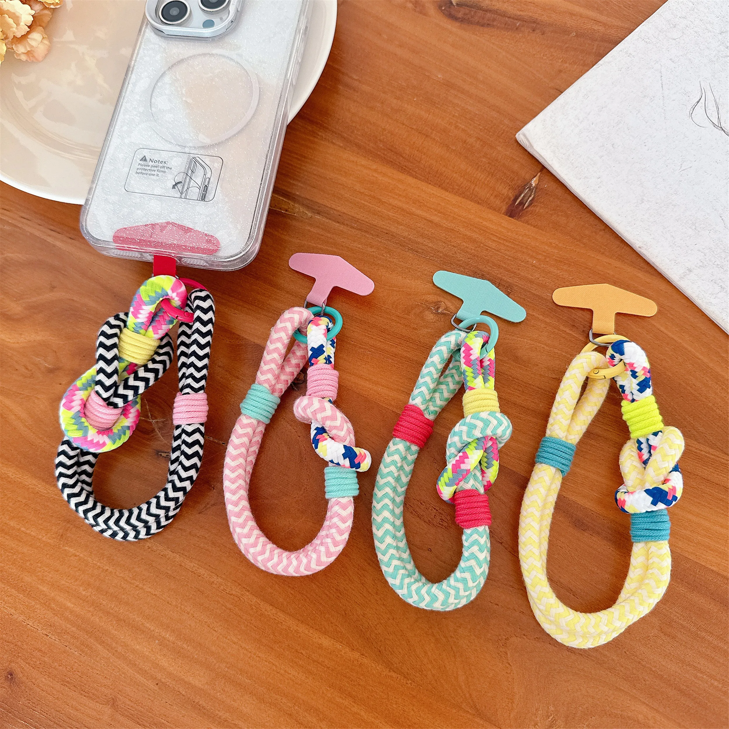 Keychains Contrast Color Key Chain Accessories Luxury Car Keychain Bag Charms for Handbags Exquisite Gift Boyfriend Key Tags