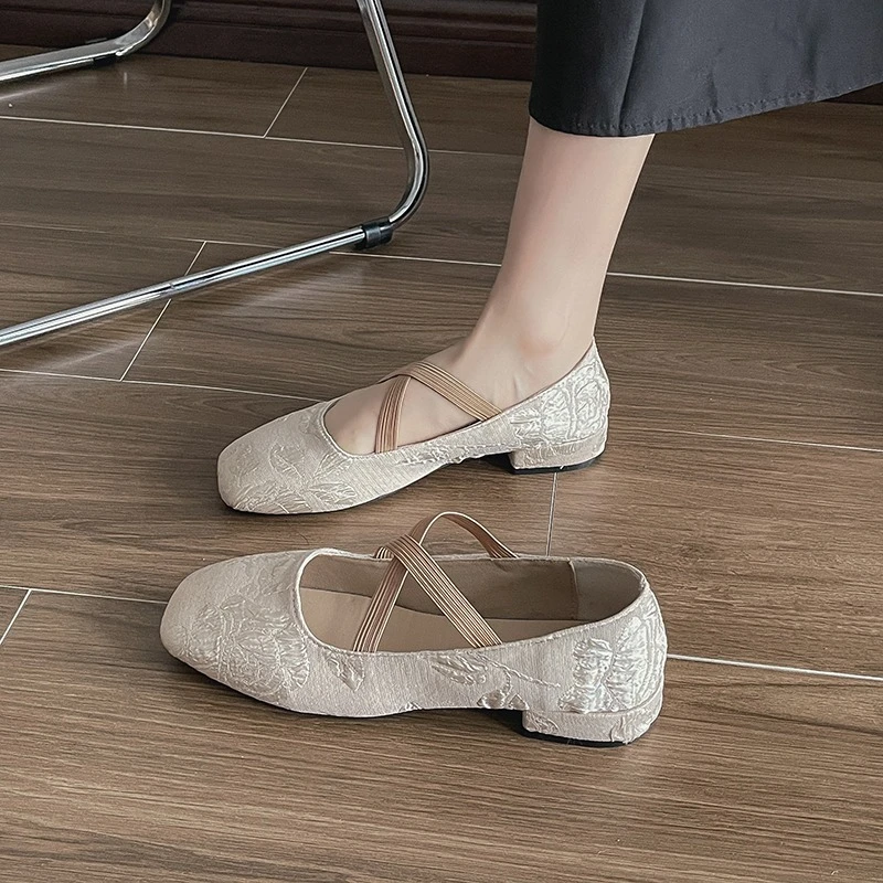 2025 Big Size Flats Shoes Women Female Footwear Ballet Flats Spring New Fashion Luxury Round Toe Ladies Lolita Shoes