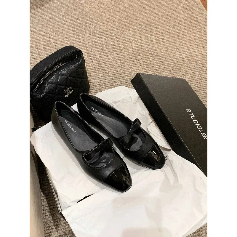 2026Sheepskin Flat Bottom Janes Women's Shoes with Bow Knot Square Head Design Comfortable Low Heel Rubber Sole Footwear