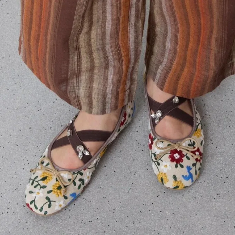 Embroidery Flower Ballet Flats Women Rhinestone Leopard Shallow Casual Footwear Female Comfy Fashion Brand Mary Jane Shoes Women