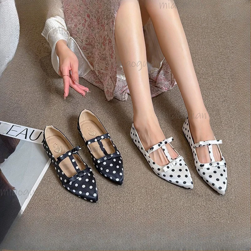 Fashion Polka Dot Flats Footwear Woman Pointed Toe Flat Heel Ladies Mary Jane Loafers Bow Office Work Female New Dress Shoes